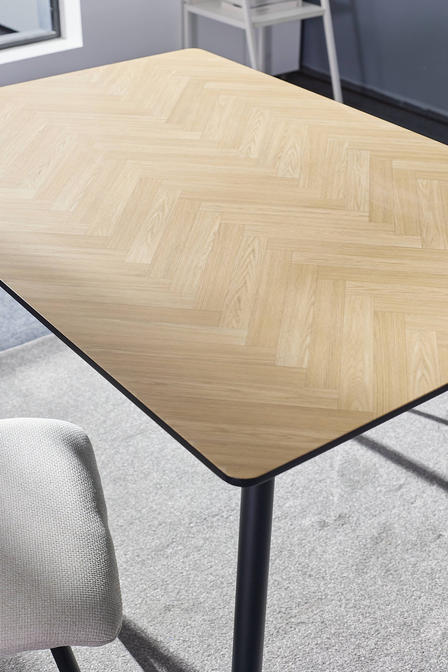 Трапезна маса Philip