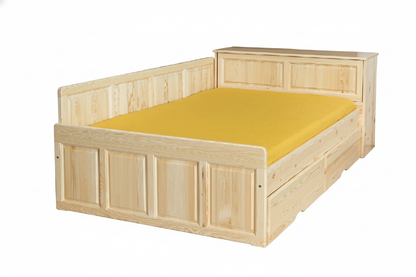 Дървено легло с чекмеджета за съхранение